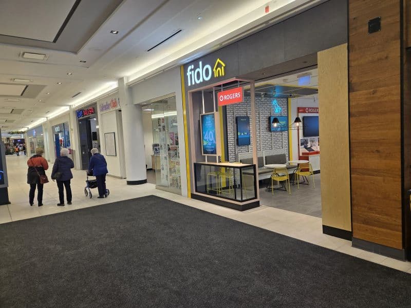Fido St Laurent Shopping Center — Grand Opening